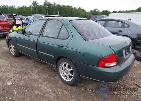 2000 Nissan Sentra Gxe/Xe from USA, damaged, VIN 3N1CB51D0YL319552